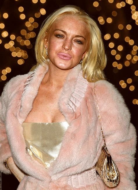 lindsay lohan pink find and share on giphy