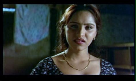 Hunting Actress Reshma Mallu Masala Actress In Mallu Movie Industry