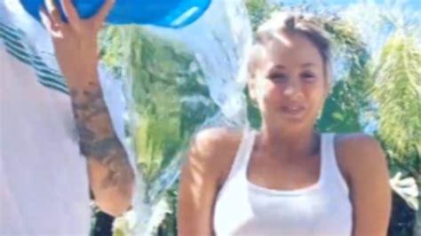 big bang theory s kaley cuoco takes ice bucket challenge daily mail online