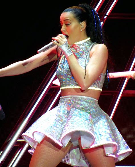 katy perry upskirt during performs live in belfast hot celebs