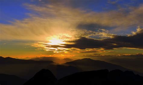 무료 이미지 수평선 산 구름 태양 해돋이 일몰 햇빛 언덕 새벽 분위기 황혼 저녁 어스름 이탈리아