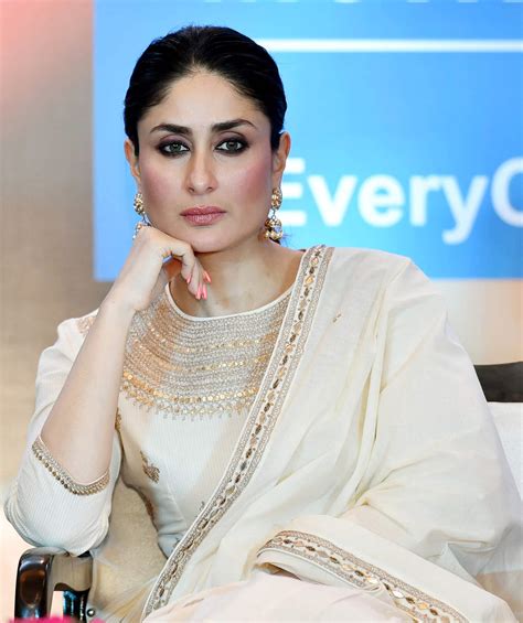 kareena kapoor khan   royal feel  ethnic wear  unicef event