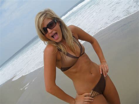 ijustine 16 pics sexy youtubers