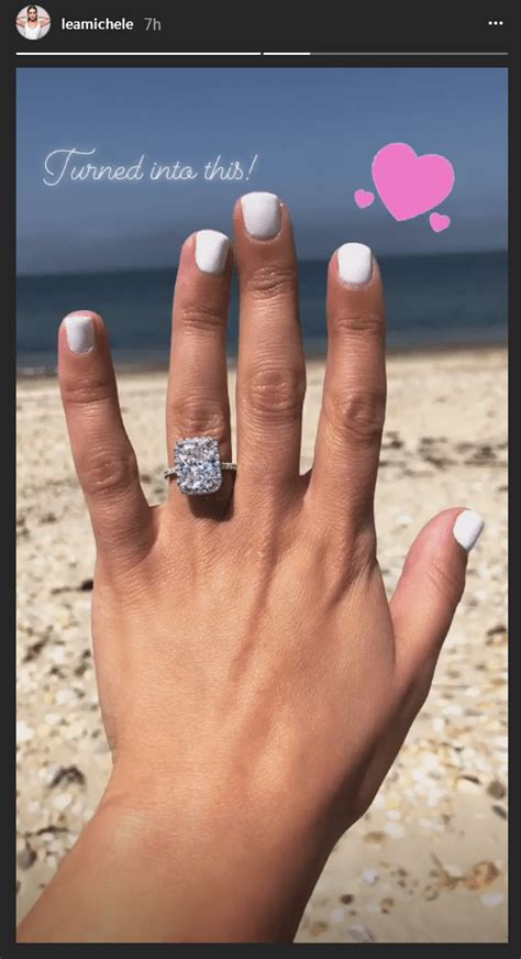 Lea Michele S Engagement Ring 4 Carat Sparklery