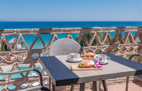 breakfast porta del mar beach resort psarou beach zakynthos zante