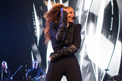 janet jacksonâ€™s state of the world tour photos and best moments