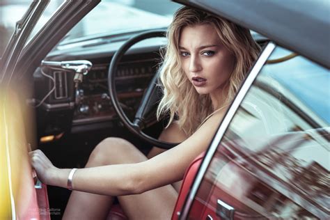 Wallpaper Model Blonde Looking Away Car Glasses Sitting Women