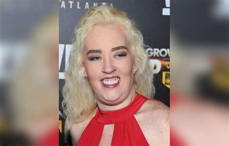 [pics] mama june weight loss star wears red dress at premiere