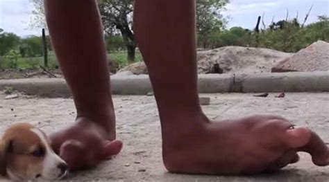 video brazilian woman with giant feet wants a pair of high heels