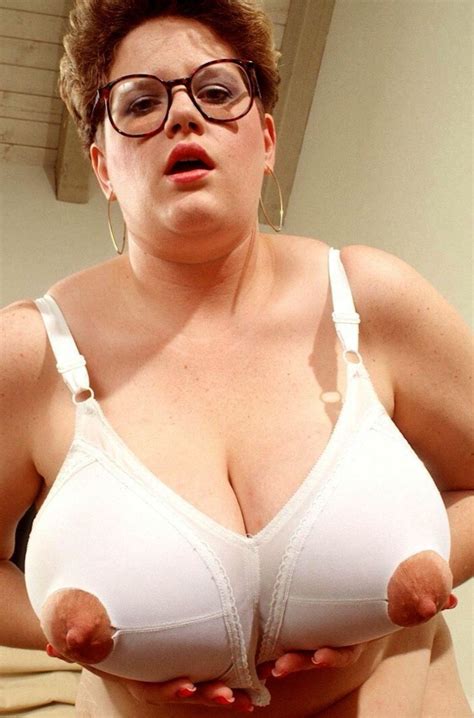 nipple hole bras rs mature porn photo