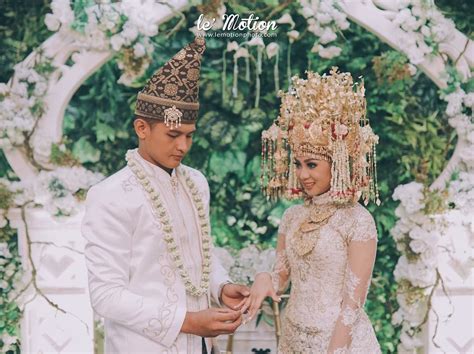 Irama Mengayun Dalam Pernikahan Adat Melayu