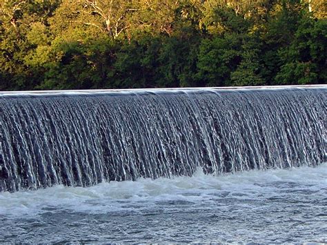 river dam  photo  freeimages