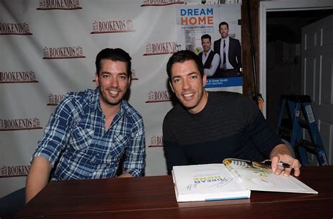 property brothers star jonathan scott gets in a bar fight