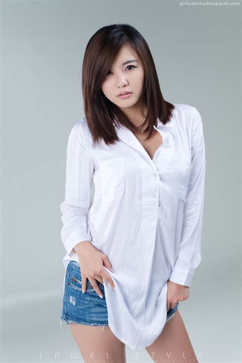 Ryu Ji Hye White Dress Shirt And Jean Shorts ~ Cute Girl