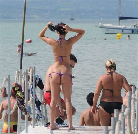 photos voyeurs de filles blondes topless sur la plage