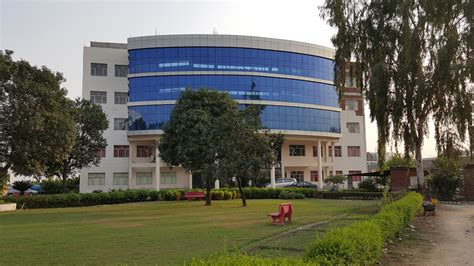 top  medical colleges  india bloggeron
