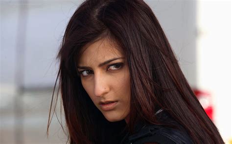 shruti hassan hd wallpapers hd wallpapers download free high definition desktop pc wallpapers