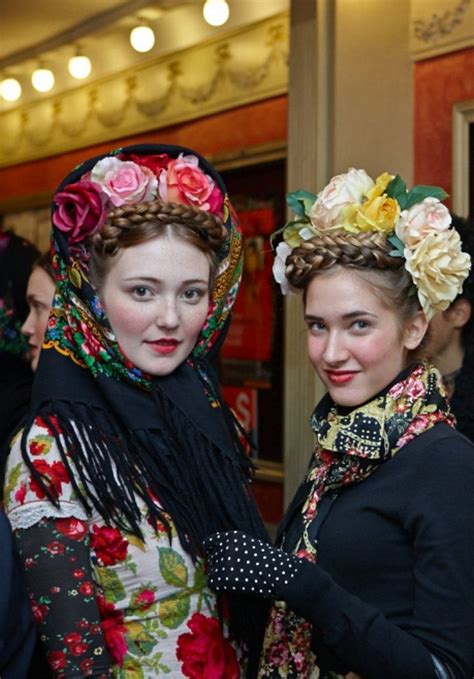 russian fashion кокошники и сказки Платье дизайн Стиль et Фольклор