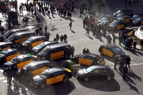 uber  cabify suspenden su servicio en barcelona tras la nueva regulacion del govern cataluna