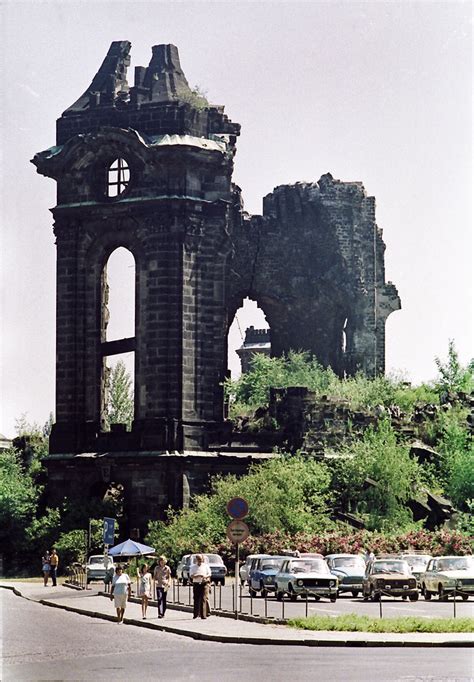 ruine der frauenkirche dresden im februar  wurde im bo flickr