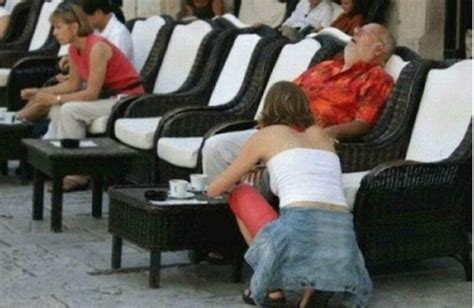 12 Perfectly Timed Photos That Look Oddly Sexual Gallery Ebaum S World