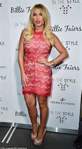 billie faiers looks stunning at her in the style fahion