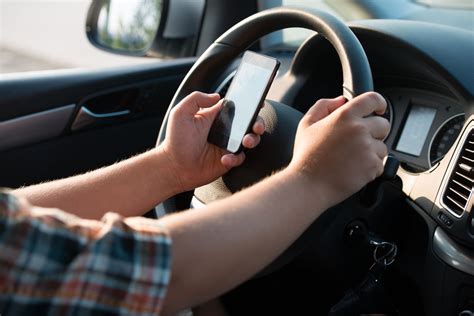 fatal final words driver habits study shows  common texts  crash