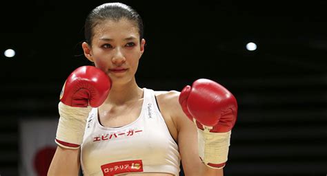 sexy and strong japanese female boxer takes internet by