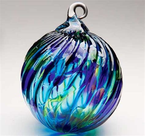 62 Stunning Diy Christmas Ornament With Stained Glass Toparchitecture