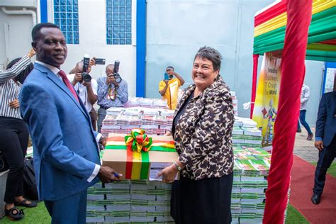 Education Ministry Receives 3 7m Textbooks From Usaid Myjoyonline