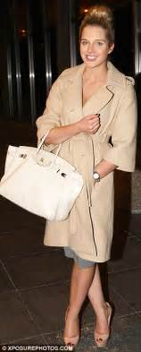 Helen Flanagan Refuses To Pose Without Her Coat On¿ Josie Gibson Looks