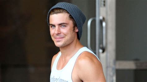 what a scoop zac efron breaks jaw