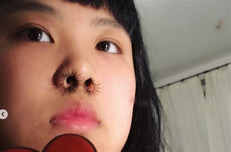 nose hair extensions    beauty trend