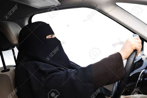 Should We Ban The Burqa While Driving Quora