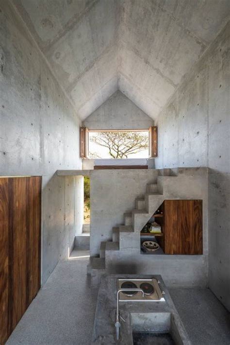 beautiful tiny concrete house   minimalist architecture