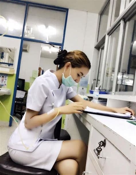 hot nurse claims she was forced to quit her job others