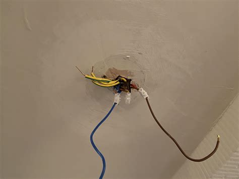 lighting ceiling rose wiring multiple lights   single switch  question