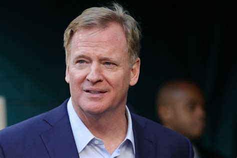 roger goodell refuses  move nfl draft date  unanimous opposition