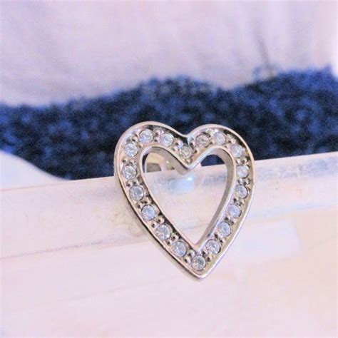 1992 Vintage Avon Clear Rhinestones Sparkling Heart Pin