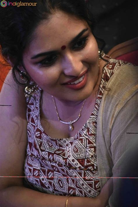 Prayaga Martin Actress Photo Image Pics And Stills 409960