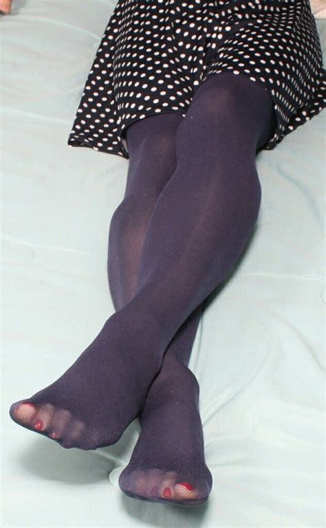 Pin By October Black On Feet Toes And Nylon Pantyhose Legs Stockings