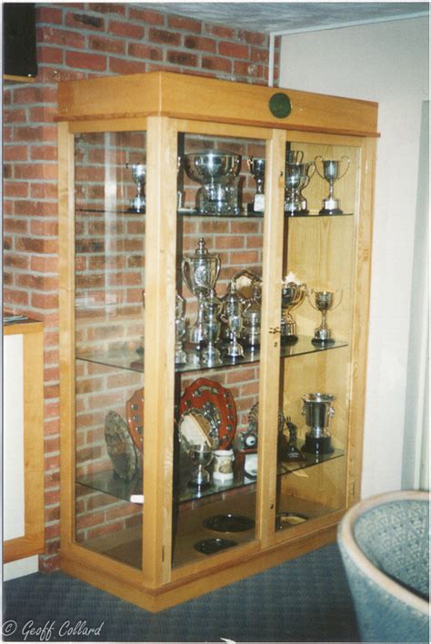 trophies  honours boards remembrance board display cabinets