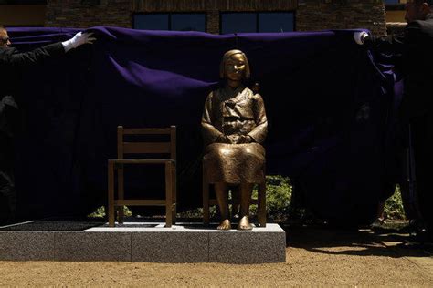 japanese politicians want glendale s comfort women statue removed latimes