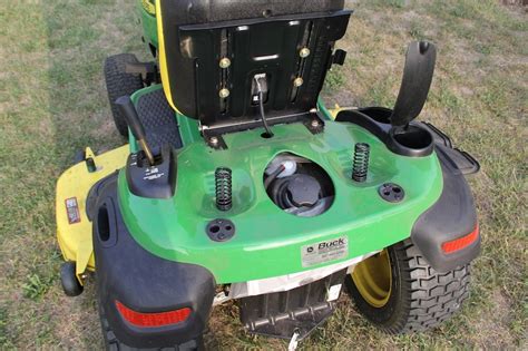 john deere  lawn tractor review tools  action power tools  gear