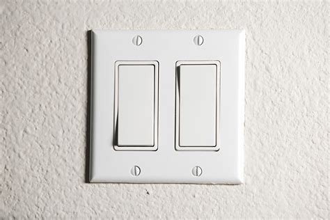 understanding   wall switches