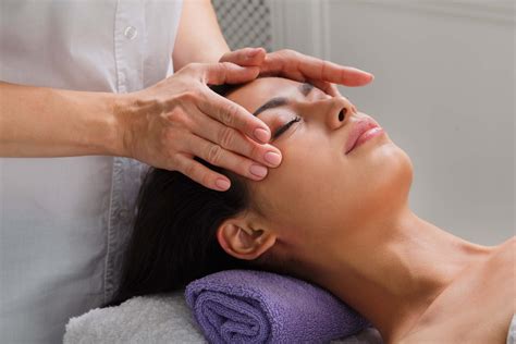 indian head massage advanced beauty academy livava super salon