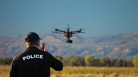 law enforcement drone ataviatrek httpstwittercomaviatrek   pinterest uav drone