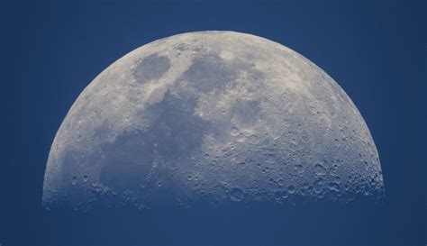 stralingsdosis op de maan drie keer zo groot als  ruimtestation iss