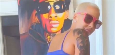 Amber Rose Did Some Serious Twerking To Celebrate Wiz Khalifa S Album