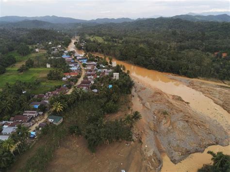 dua faktor utama penyebab banjir kalsel menurut bmkg republika